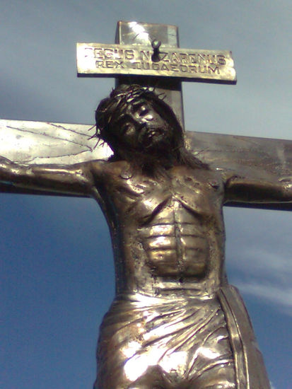 Cristo Metalico 