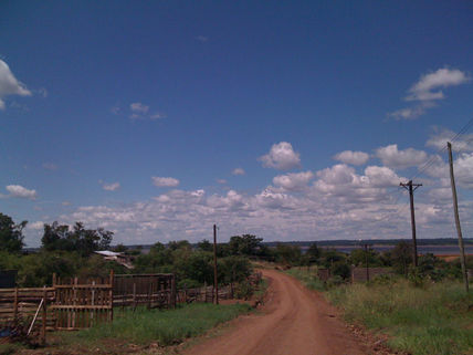 Cerca del río