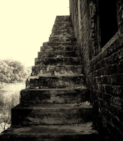 Escalera a la nada