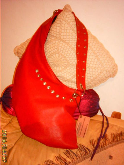 Unica con tachas