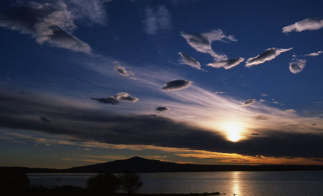 Huyendo del amanecer