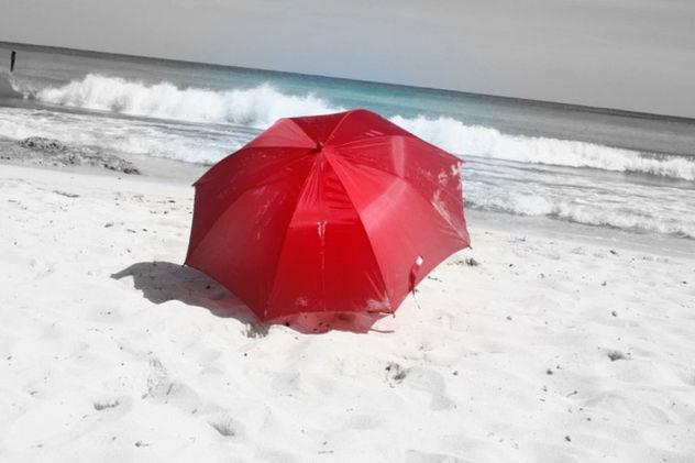 .red.beach.