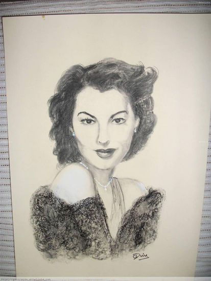 AVA GARNER Charcoal