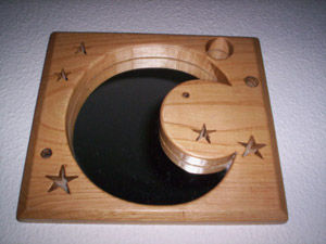 Luna y estrellas. Woodwork Wooden objects and furniture