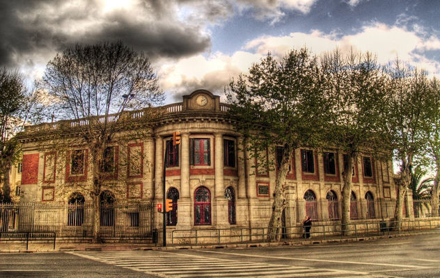 EDIFICIO PORTUARIO