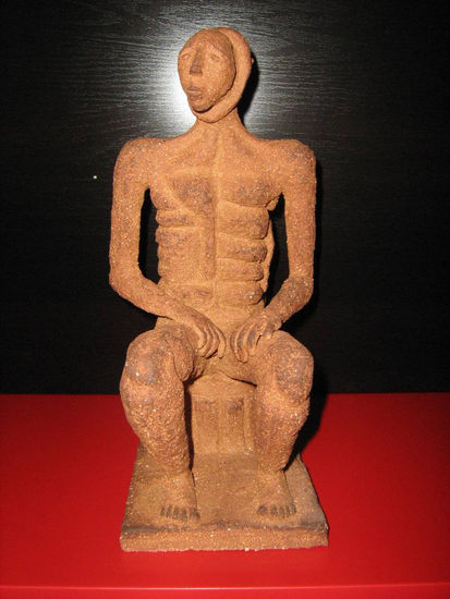 Joven tribal Cerámica Figurativa