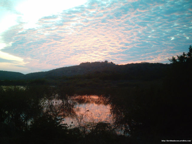 ATARDECER EN EL LAGO Naturaleza Color (Digital)