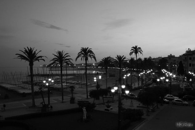 Luces de Sitges Arquitectura e interiorismo Blanco y Negro (Digital)