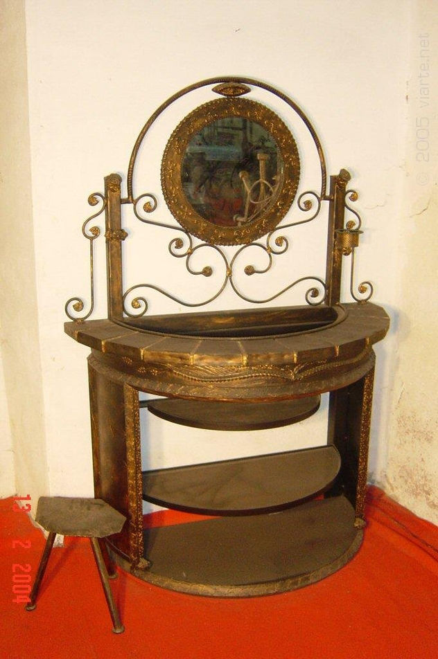 mueble de hierro unico