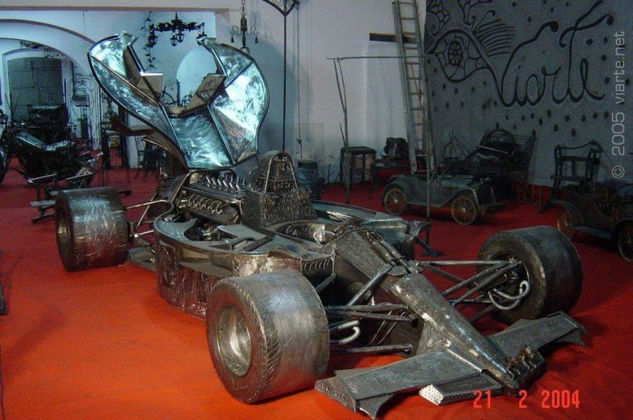 coche de formula 1  de hierro unico 