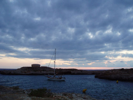 Nubes lejanas