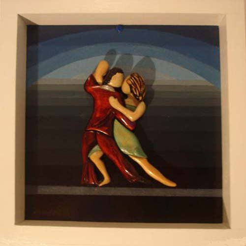 TANGO EN PENUMBRAS Wood Figurative