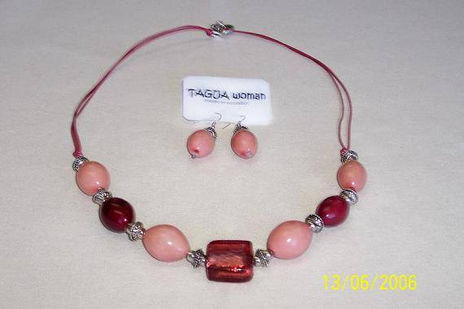 Collar de tagua rosado