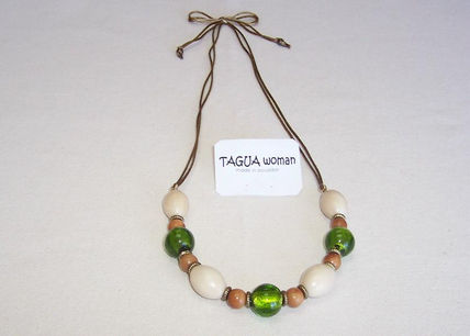 Collar de tagua largo