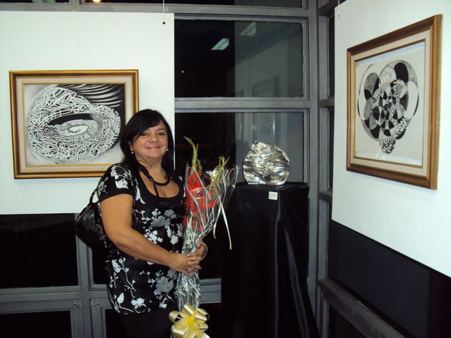 Dibujos a pluma y tinta de Bidolegui en salon Rivadavia