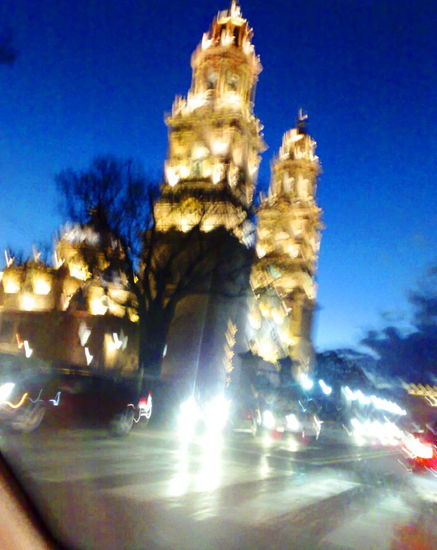 CATEDRAL DE MORELIA EN LA NOCHE 