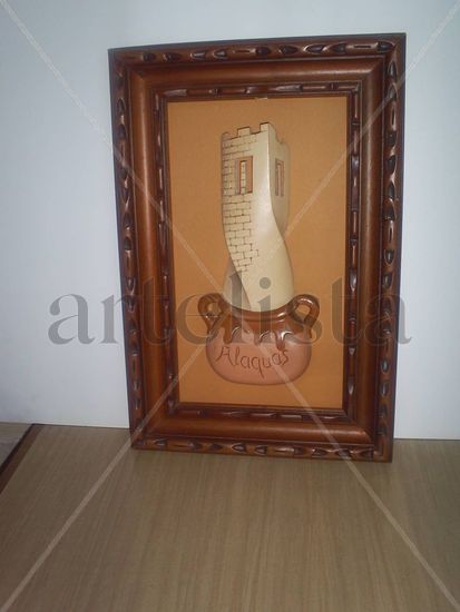 TORRE MONUMENTO ALAQUAS. Wood Abstract