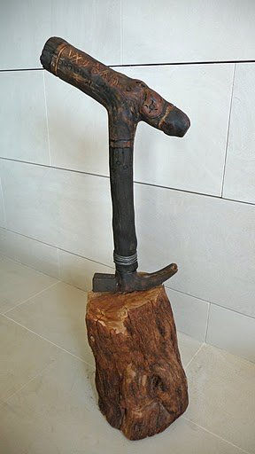 NEFERTITI