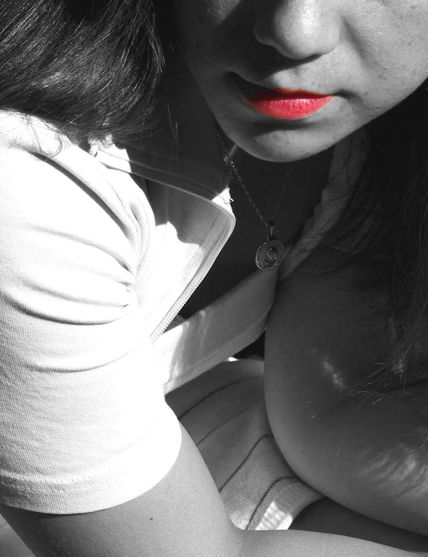 Tus labios rojos