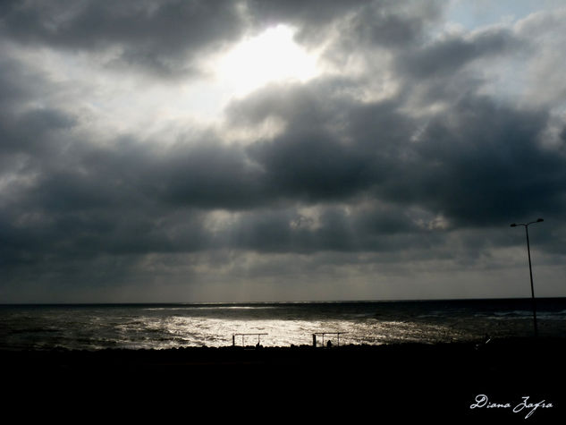 Quiza el muy alto aire y el muy vasto mar nos hablen a escondidas Naturaleza Color (Digital)