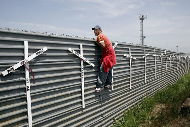 Migrante - migrant Photojournalism and Documentary Color (Digital)