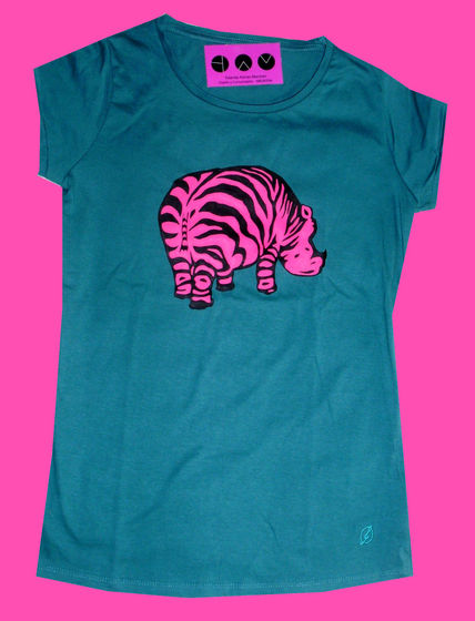 Camiseta modelo 77
