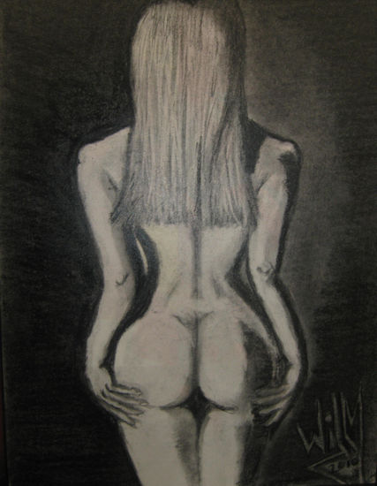 Desnudo1 Charcoal