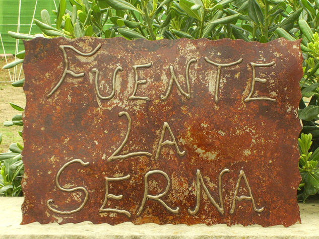 fuente la serna Iron Figurative