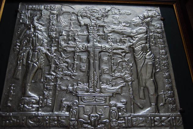 Cruz Maya  Historia de la dinastia de los Mayas, ( KAN BALAN II)  2' parte de 3