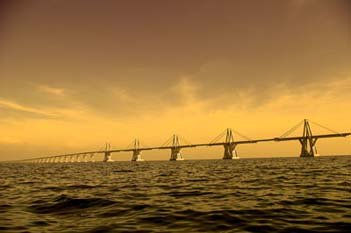 "Un Puente, una...