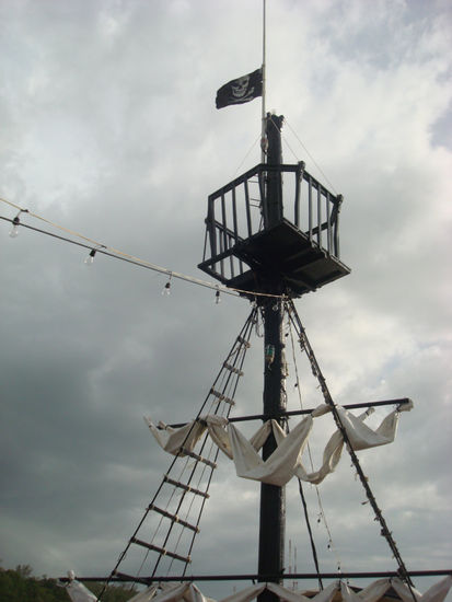 BARCO PIRATA 