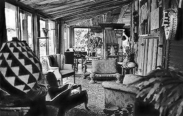 Africa en una Sala Arquitectura e interiorismo Blanco y Negro (Química)