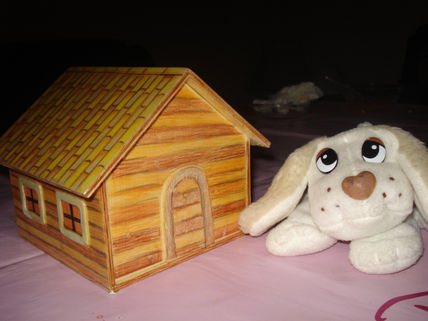 Casita pintada a mano