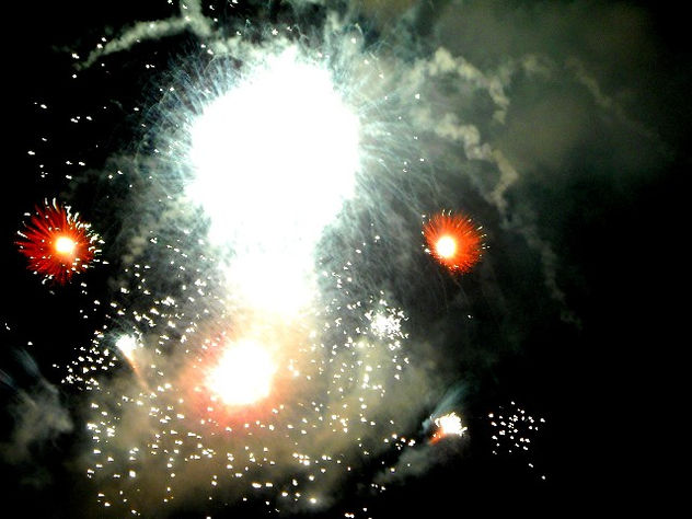 FUEGOS ARTIFICIALES 5
