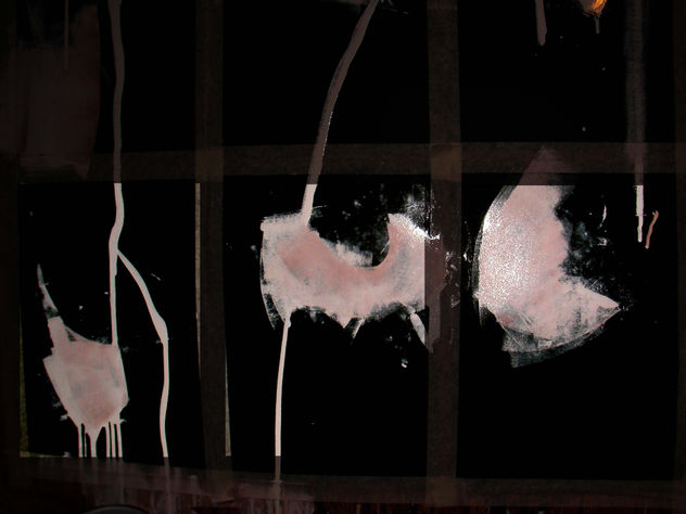 ALMA NEGRA LUZ BLANCA, CABEZA Y PENSAMIENTOS CUERPO