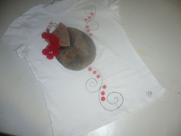 Camiseta pintada 4 Others Textile Figure Painting