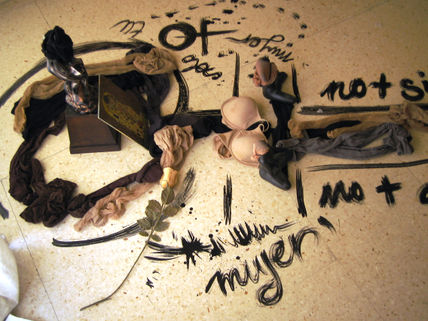 Altar mujeres...