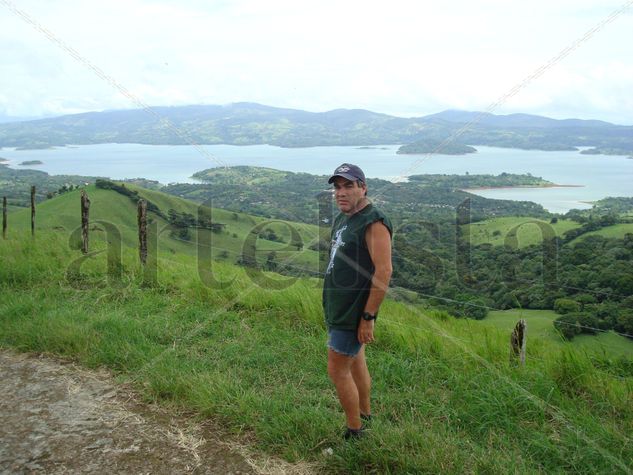 LAGUNA DE ARENAL.COSTA RICA. 