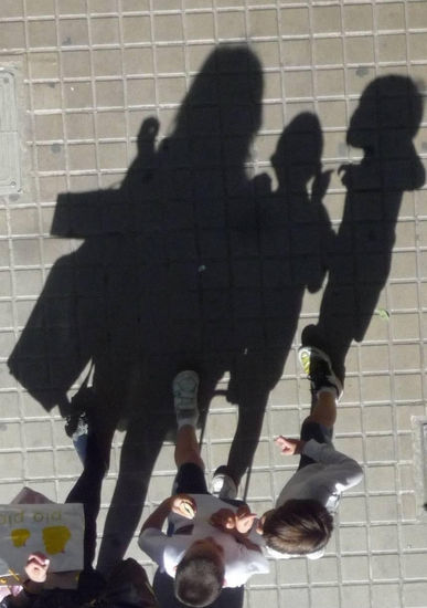 SOMBRAS HUMANAS (serie) 