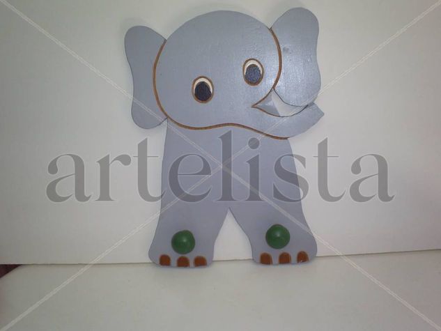 percha infantil dumbo Madera Figurativa