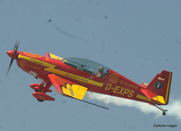 ACROBACIA AEREA