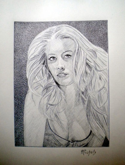 Amber Heard Tinta