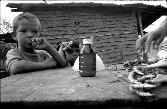 De la serie: Venezuela Cotidiana Photojournalism and Documentary Black and White (Manual)