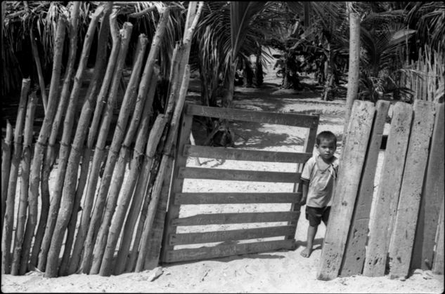 De la serie: Venezuela Cotidiana Fotoperiodismo y documental Blanco y Negro (Química)