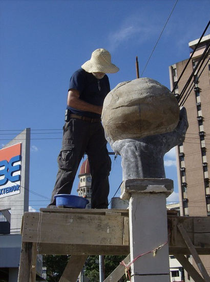 retirando molde de obra salvemos al planeta 