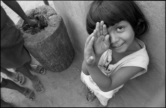 De la serie: Vnezuela Cotidiana Photojournalism and Documentary Black and White (Manual)