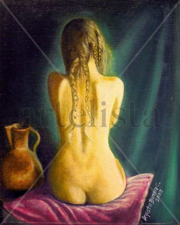 mujer en cojin