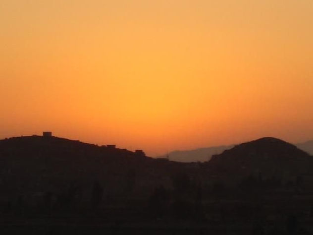 'Atardecer en Volcán Mitsi'