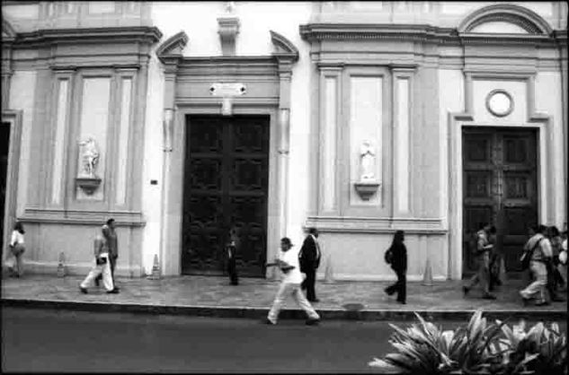 de la serie Caracas Fotoperiodismo y documental Blanco y Negro (Química)