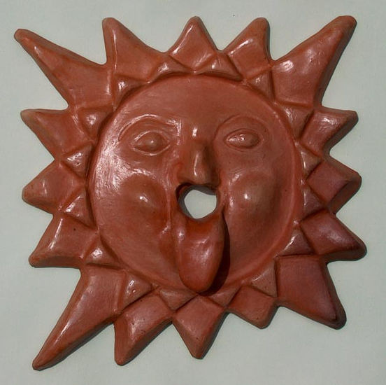 FUENTE SOL CARA CON LENGUA 